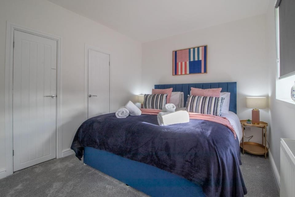 Betty's House - 3 bedroom in Coatbridge House in Coatbridge