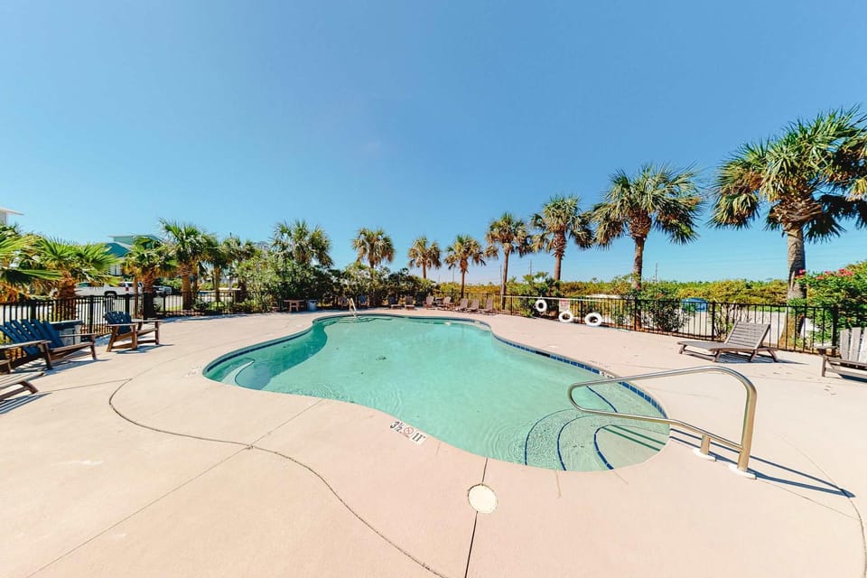 Spacious beachfront home with Gulf-view decks boardwalk & pool House in Orange Beach