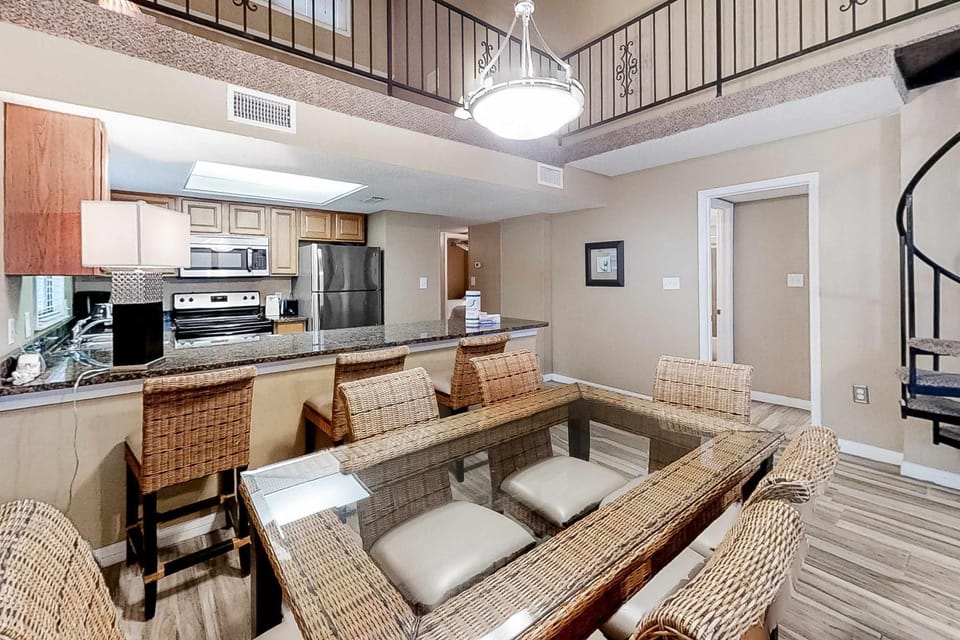 Gulf-front corner condo with wraparound balcony pools beach access House in Orange Beach