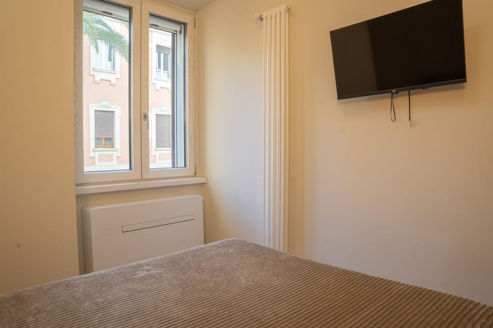 TV and multimedia, Bedroom