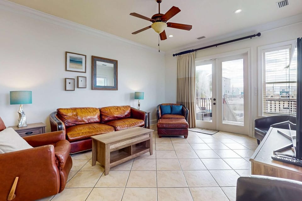 Water-view home with balconies central AC & private washer dryer House in West Beach