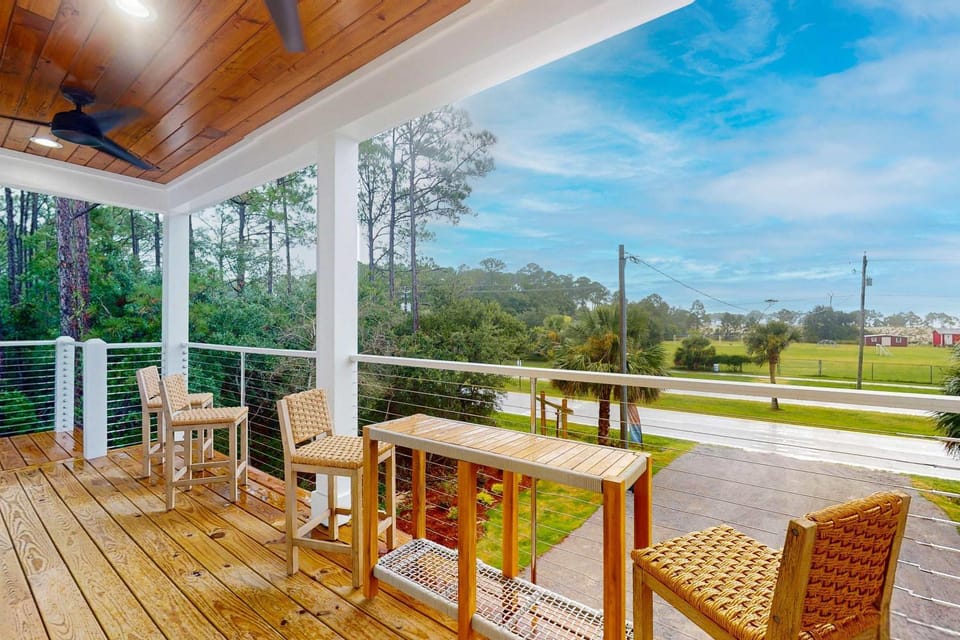 Exquisite waterview duplex with bunkroom internet and grill House in Dauphin Island