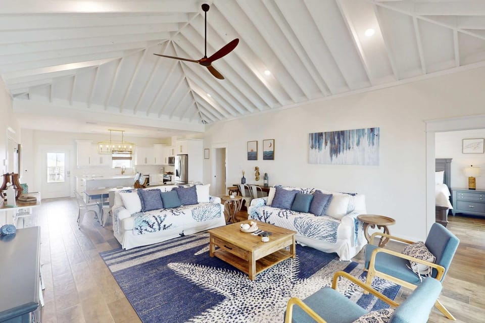 2 dog-friendly beach houses right on the sand with private heated pool & elevator House in Dauphin Island