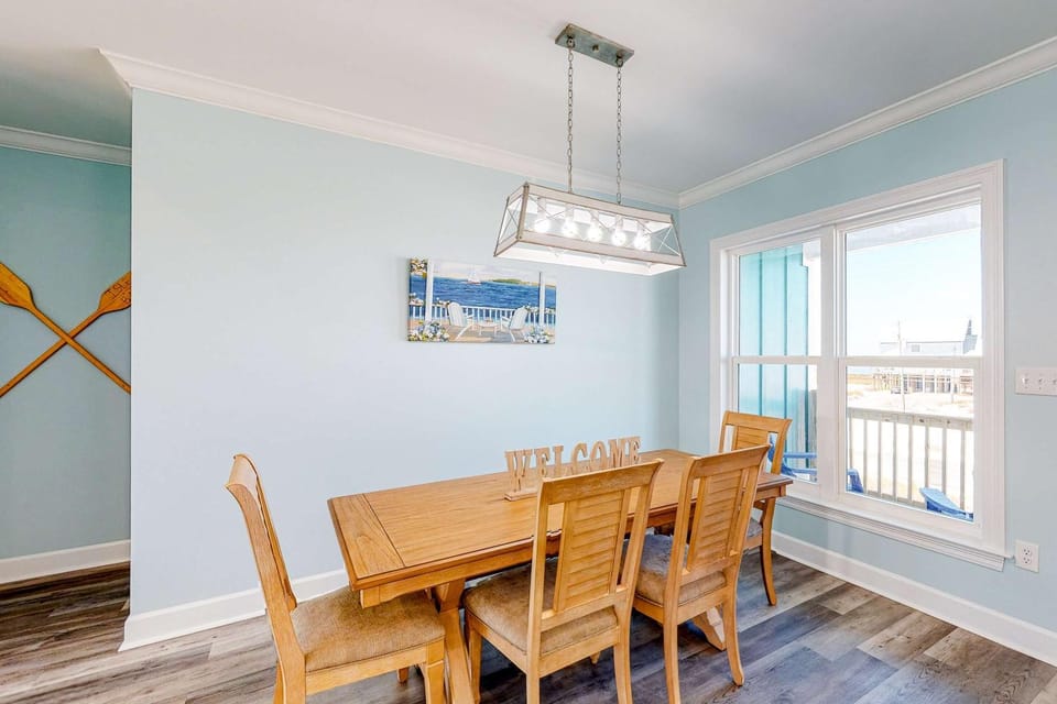 Ultimate oceanfront getaway for large groups with amazing views and sundeck House in Dauphin Island