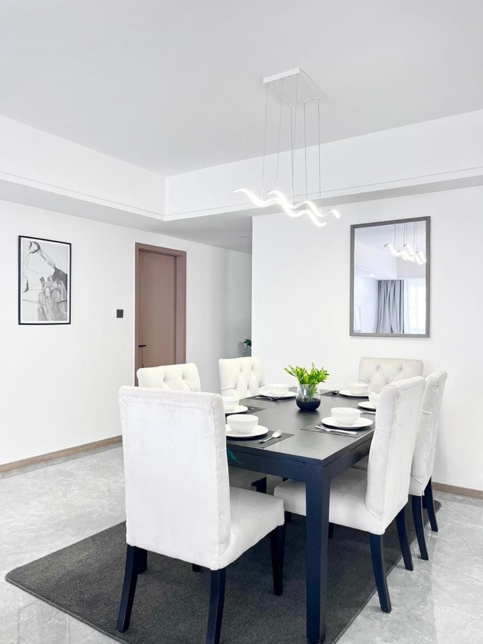 Comfort living three bedroom apartment with fully equipped gym swimming pool private parking space ,child play area and amazing scenic views which offers comfort and luxurious lifestyle Apartment in Nairobi