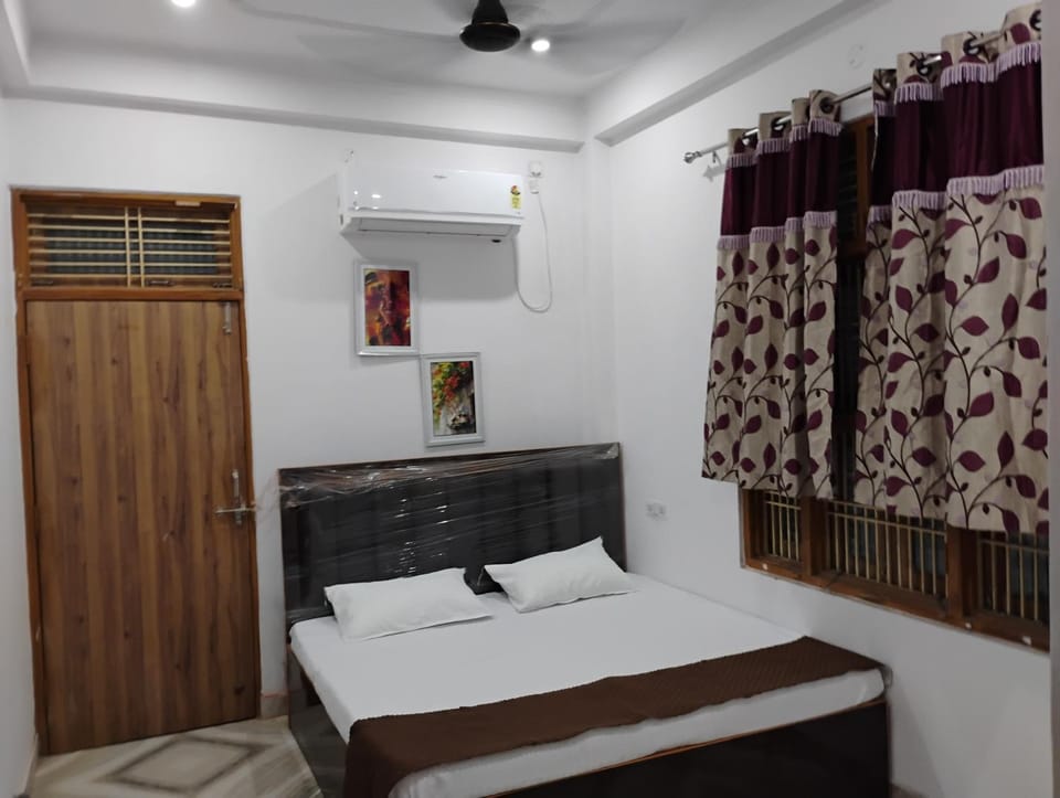 Captains deck Apartment in Varanasi