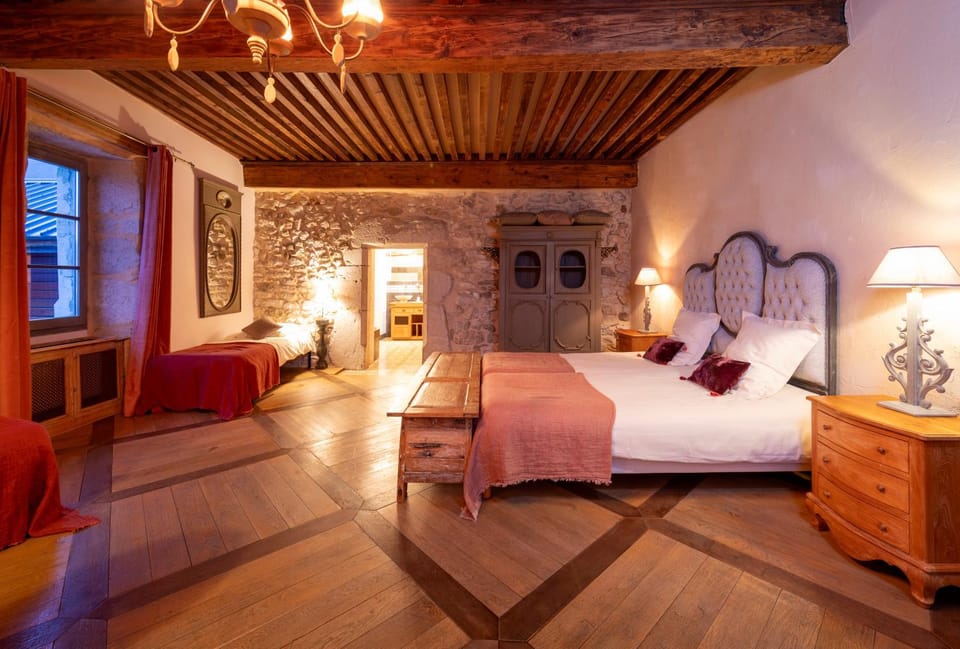Chambre au château des Girards Bed and Breakfast in Lans-en-Vercors