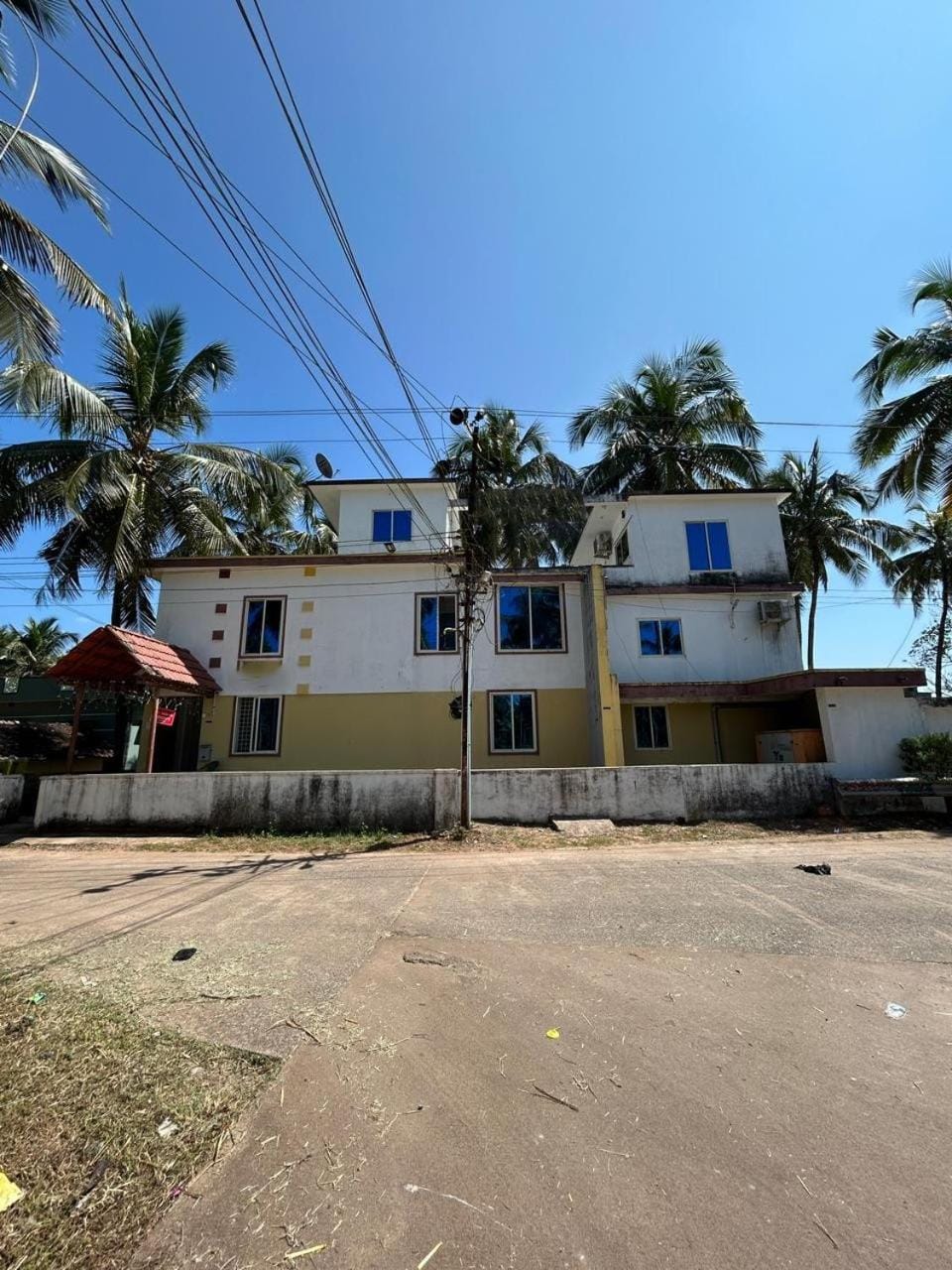 Property building, Facade/entrance