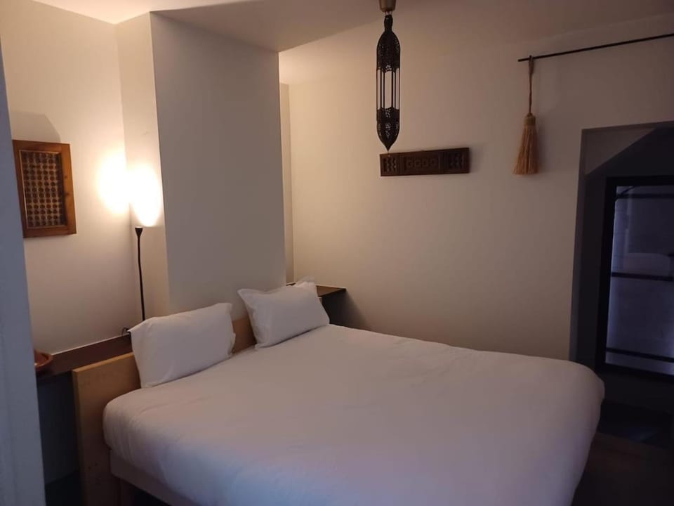 Riad en Provence, calme, piscine, climatisé Villa in Gordes