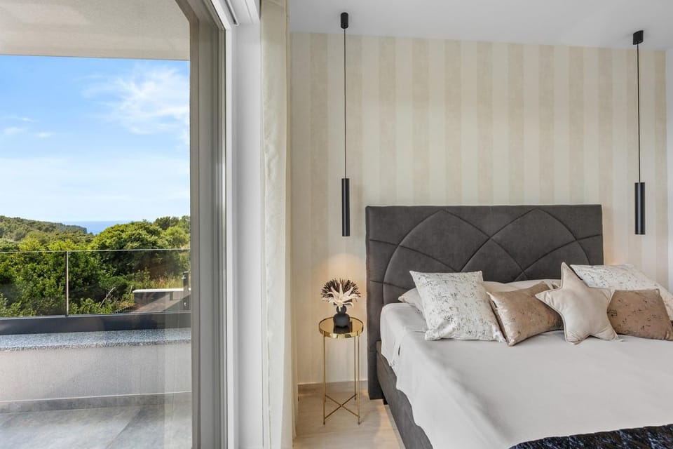 Balcony/Terrace, Bedroom