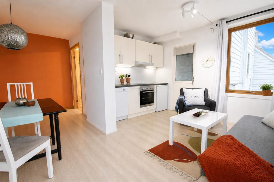 Stay in the Heart of Bergen - Walk to Bryggen & Restaurants Apartment in Bergen