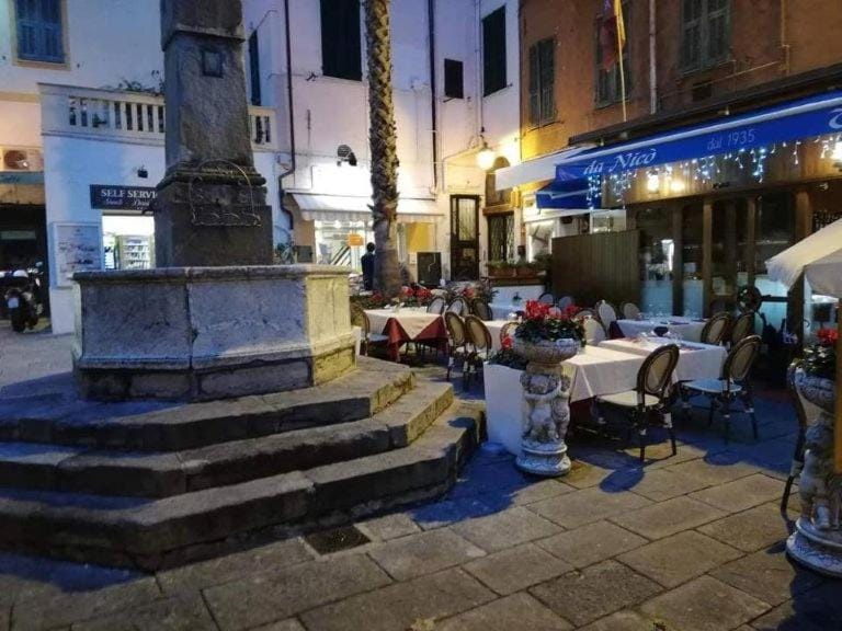 Beautiful apartment with great downtown location Apartment in Sanremo