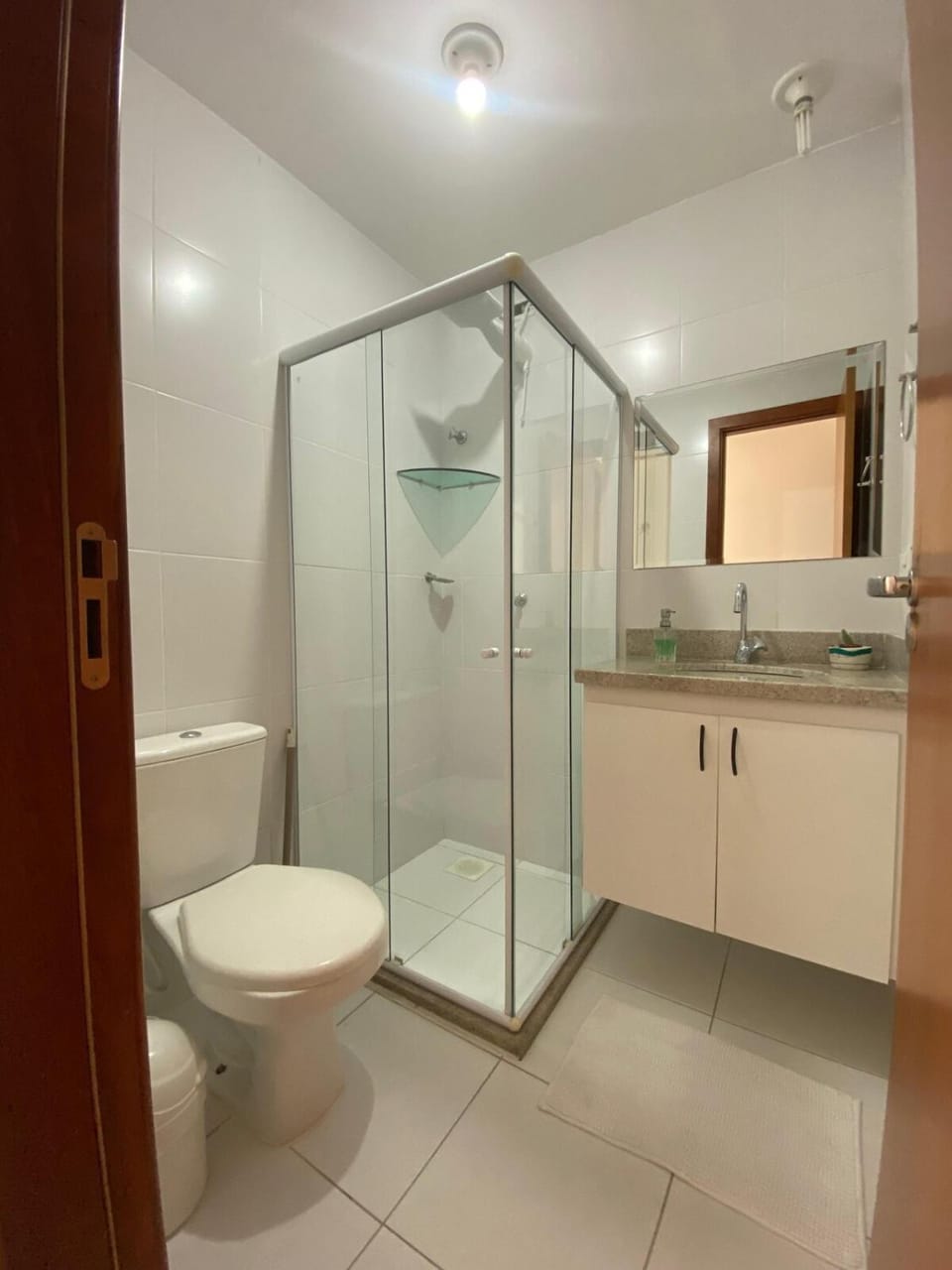 Shower, Bathroom, towels