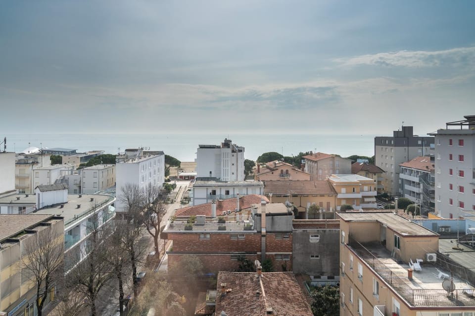 City view, Sea view, Street view, Quiet street view