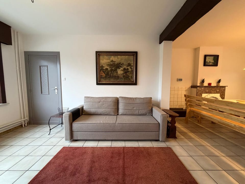 View (from property/room), View (from property/room), Living room, Seating area, Quiet street view