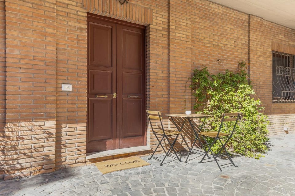 Casa Margherita Porta Portese & Trastevere Escape Apartment in Rome