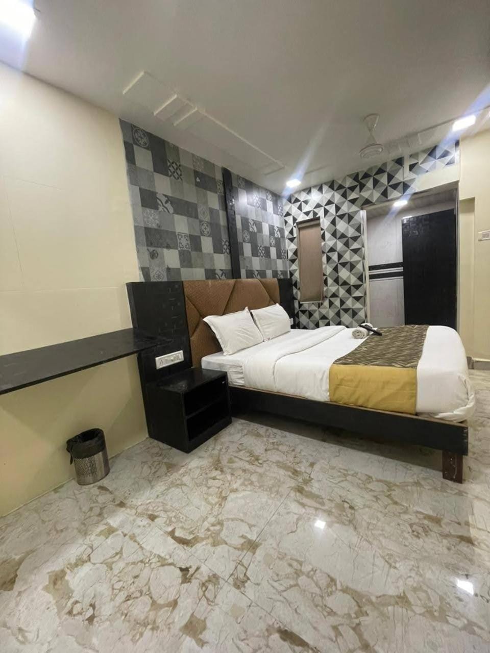 Hotel Amber Empire Vile Parle Near Domestic Airport Hotel in Mumbai
