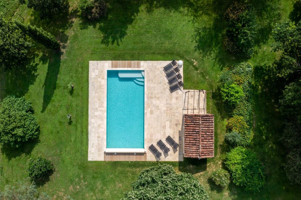 Spring, Day, Natural landscape, Garden, Garden view, Pool view, Swimming pool, sunbed