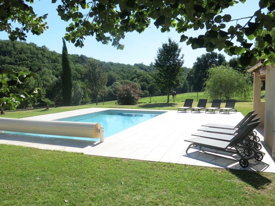 Spring, Day, Natural landscape, Garden, Garden view, Pool view, Swimming pool, sunbed