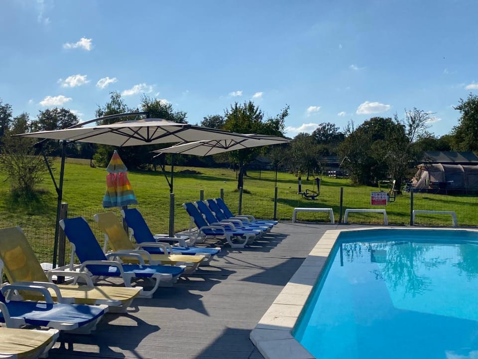 Family Friendly Glamping Tent for 5 in the Heart of France Luxury tent in Auvergne-Rhône-Alpes