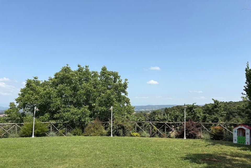 Casale del Sole sulle colline di Trevignano Villa in Lazio