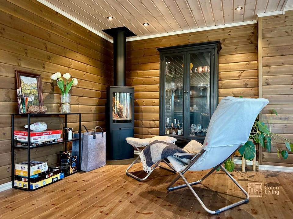 Living room, fireplace