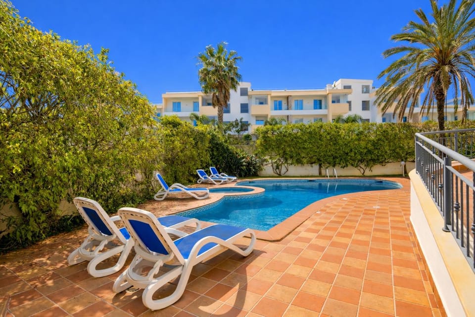 Pool view, Swimming pool, Swimming pool, sunbed