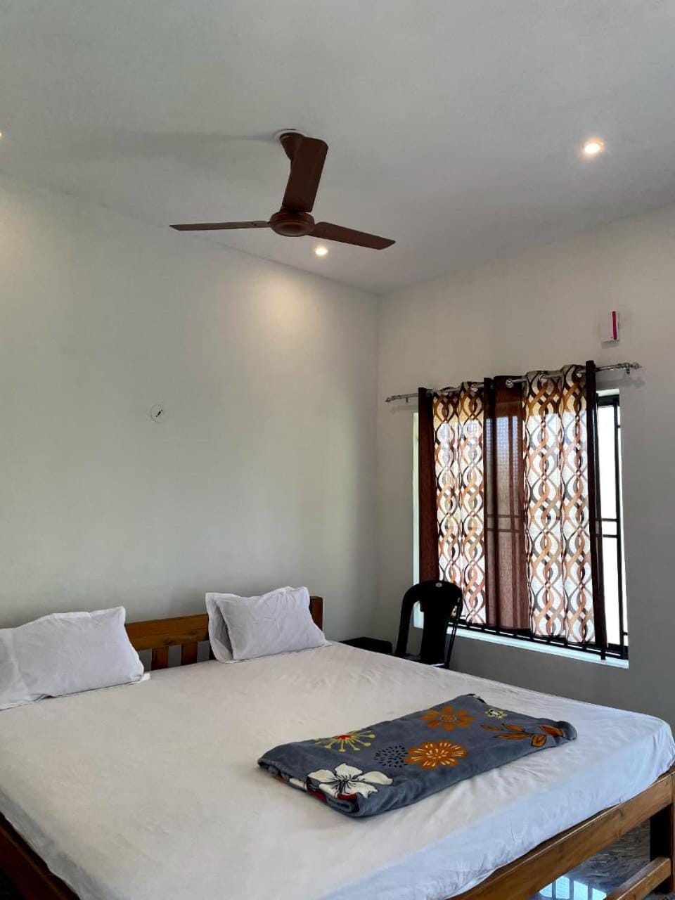 Mango tree room stay Vacation rental in Karnataka