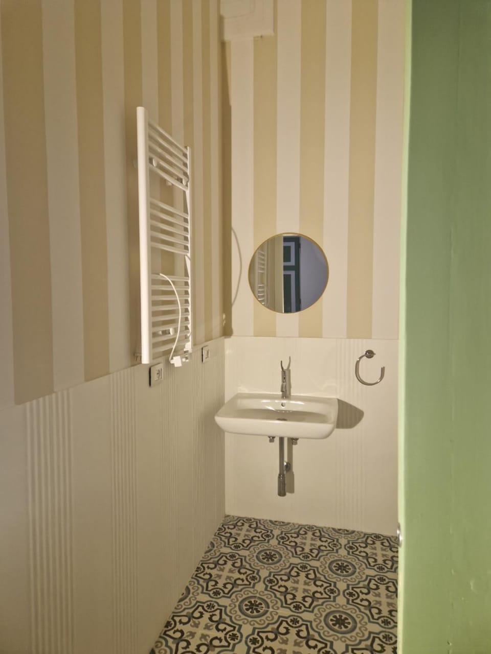 Bathroom, Facility for disabled guests, acessibility