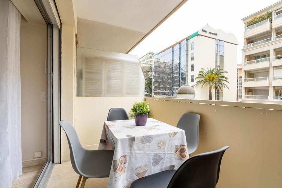 Balcony/Terrace, Seating area, Dining area