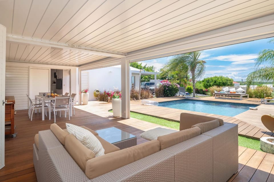 Patio, Natural landscape, Garden, Living room, Garden view, Pool view, Swimming pool