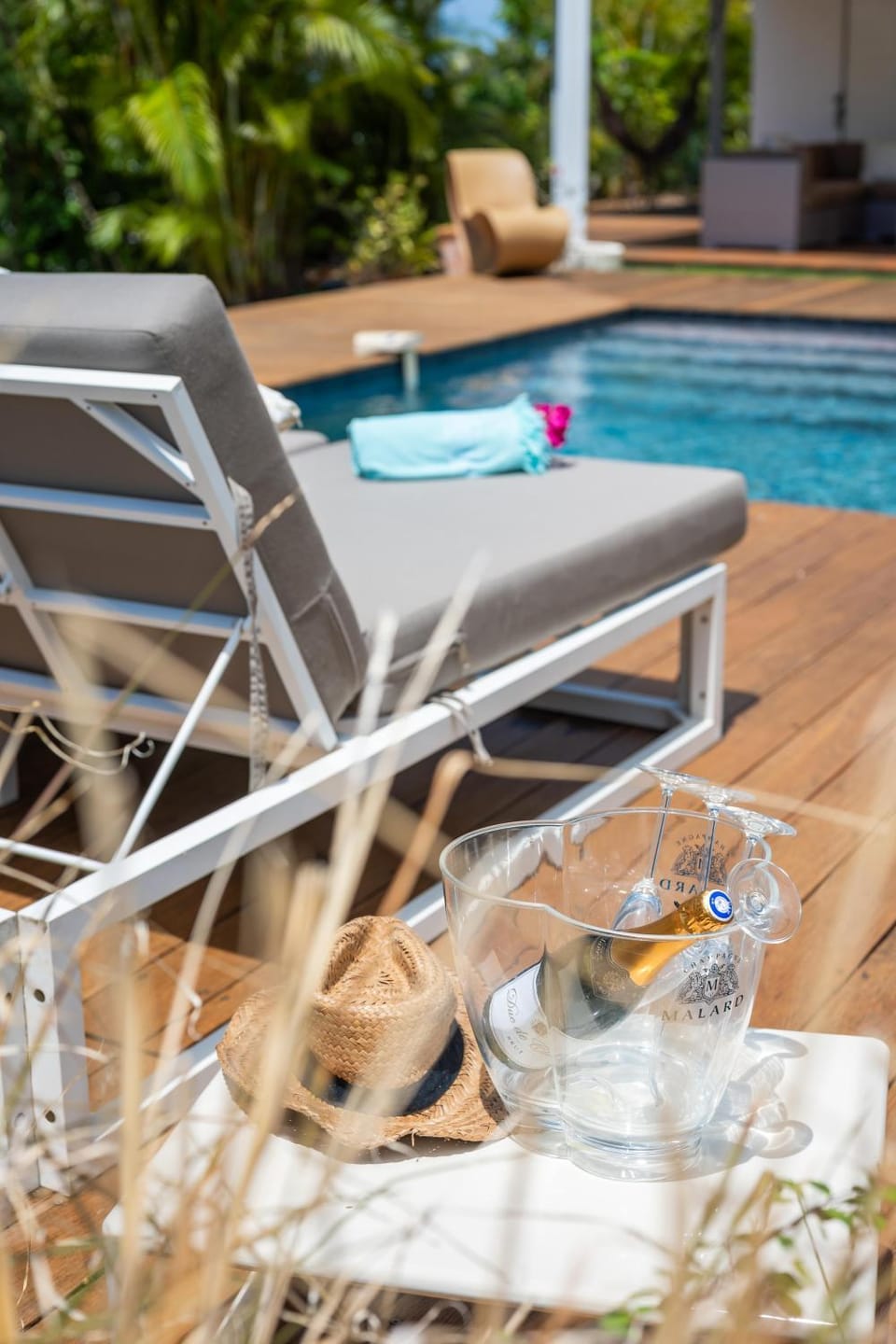 Pool view, Swimming pool, Drinks, sunbed