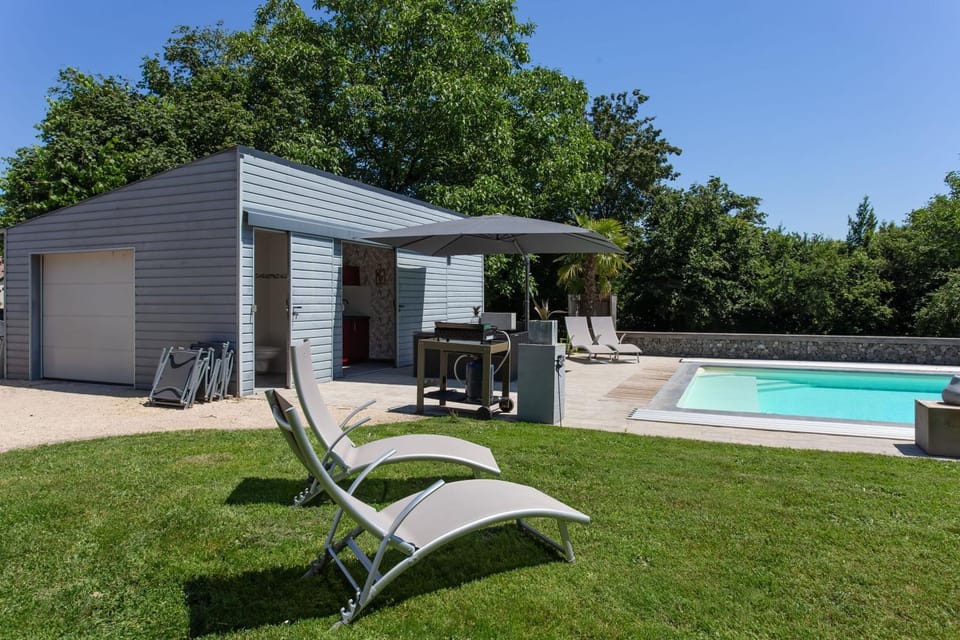 Les Vieilles Vignes Bed and Breakfast in Nouvelle-Aquitaine