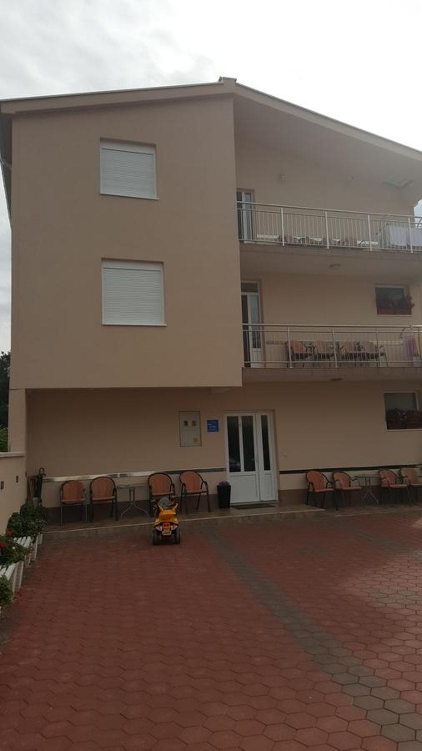 Property building, Day