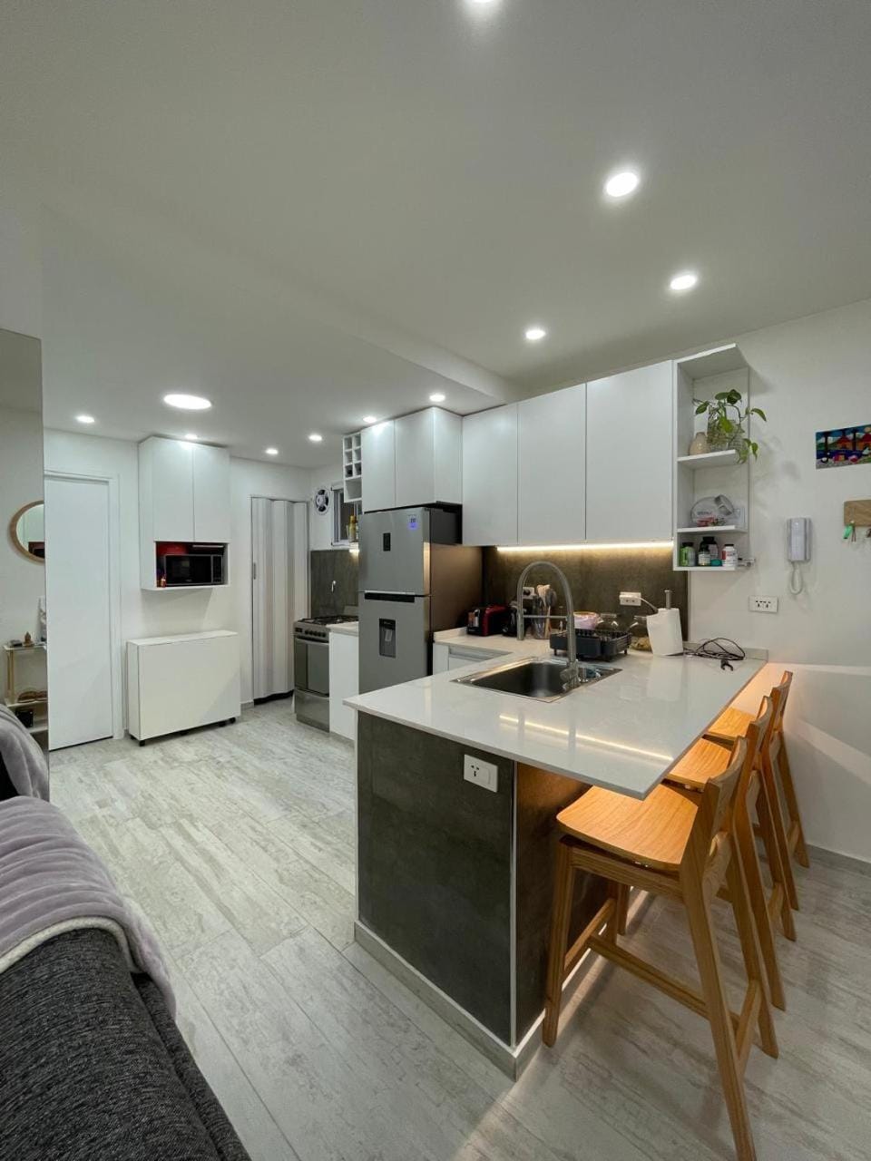Kitchen or kitchenette
