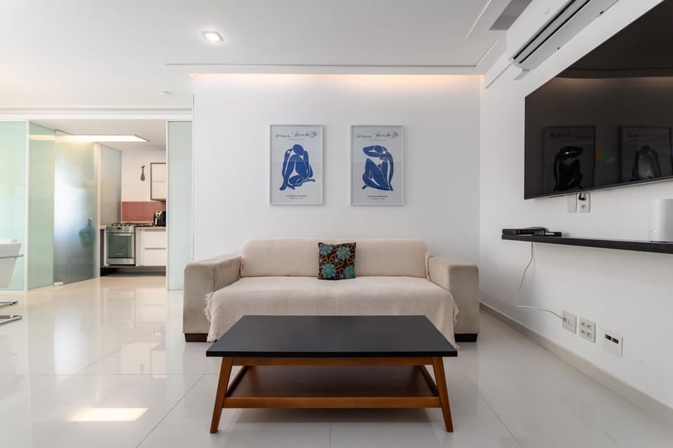 TV and multimedia, Seating area