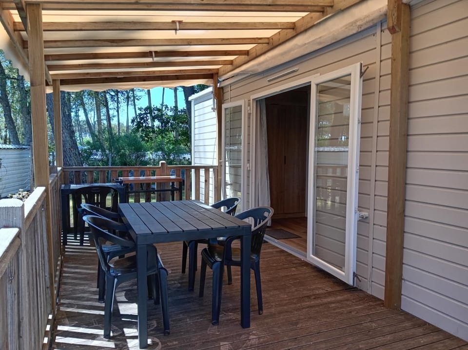 Property building, Patio