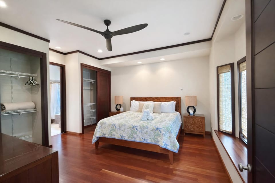 Bedroom, wardrobe