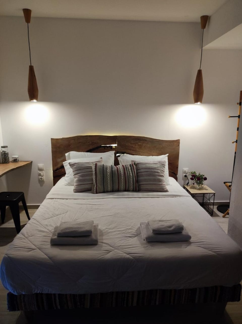 Reborn Project Acropolis Apartment in Skiathos
