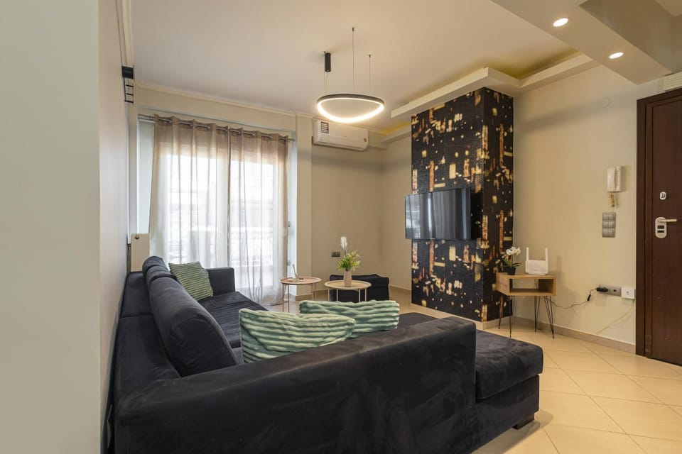 Living room, Photo of the whole room, Seating area