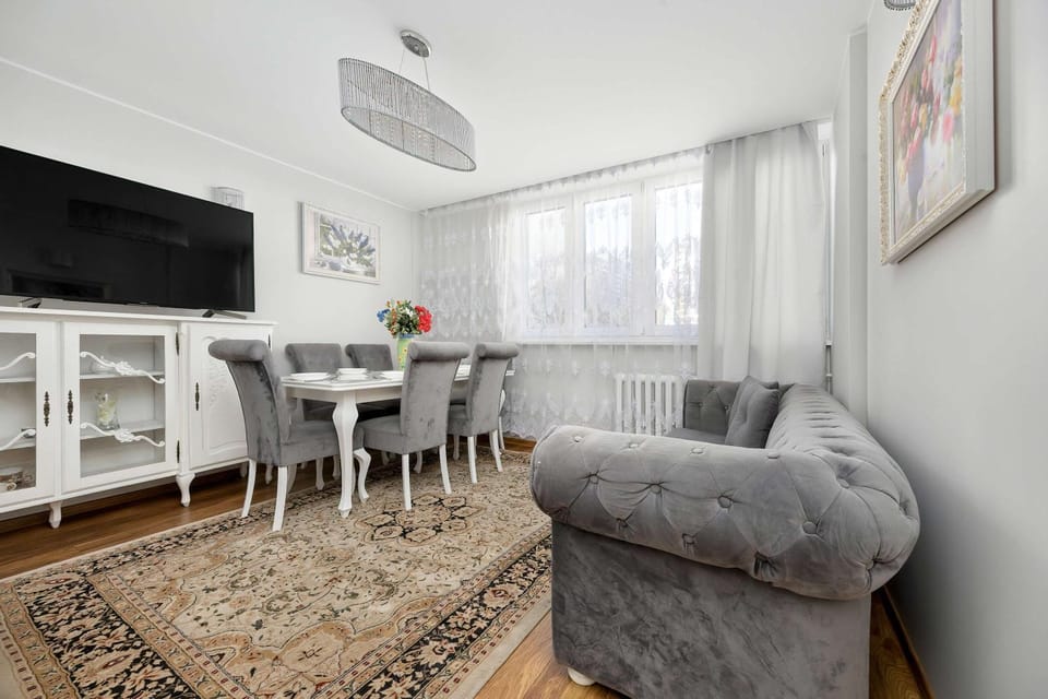TV and multimedia, Seating area, Dining area, Evening entertainment