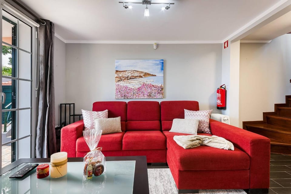 Villa Santana by GALMI Villa in Madeira District