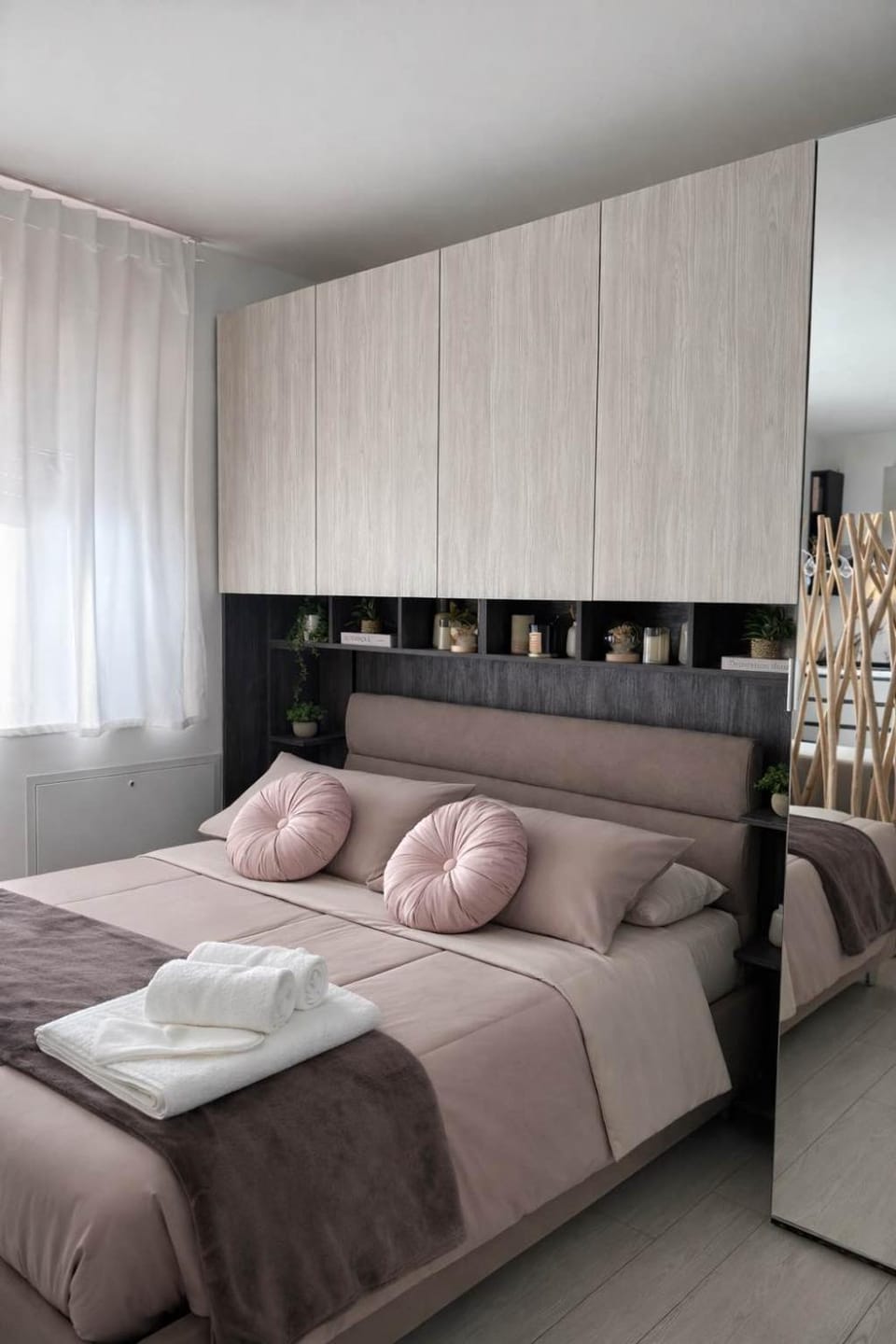 Bed, Photo of the whole room, Bedroom, towels, wardrobe