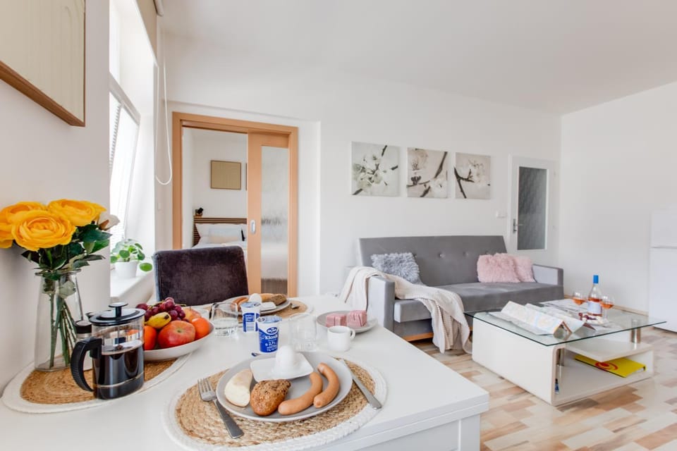 Comfy Apartment with Bedroom Nook Apartment in Prague