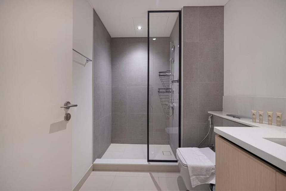Mahogany 27 - 2BR 10PAX - Walk to Dubai Mall and Views Apartment in Dubai