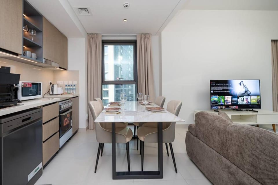 TV and multimedia, Dining area