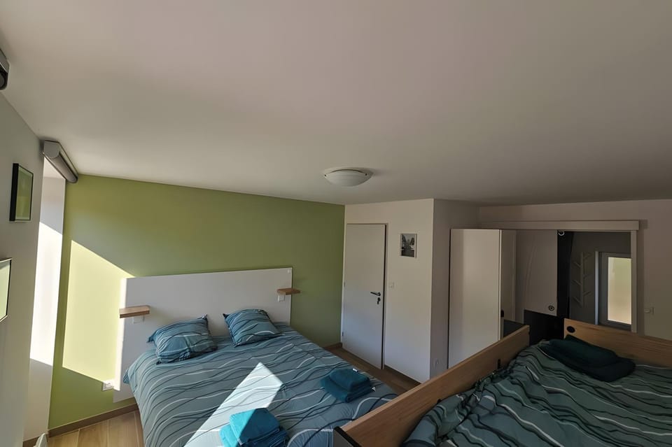 Property building, Living room, Bedroom