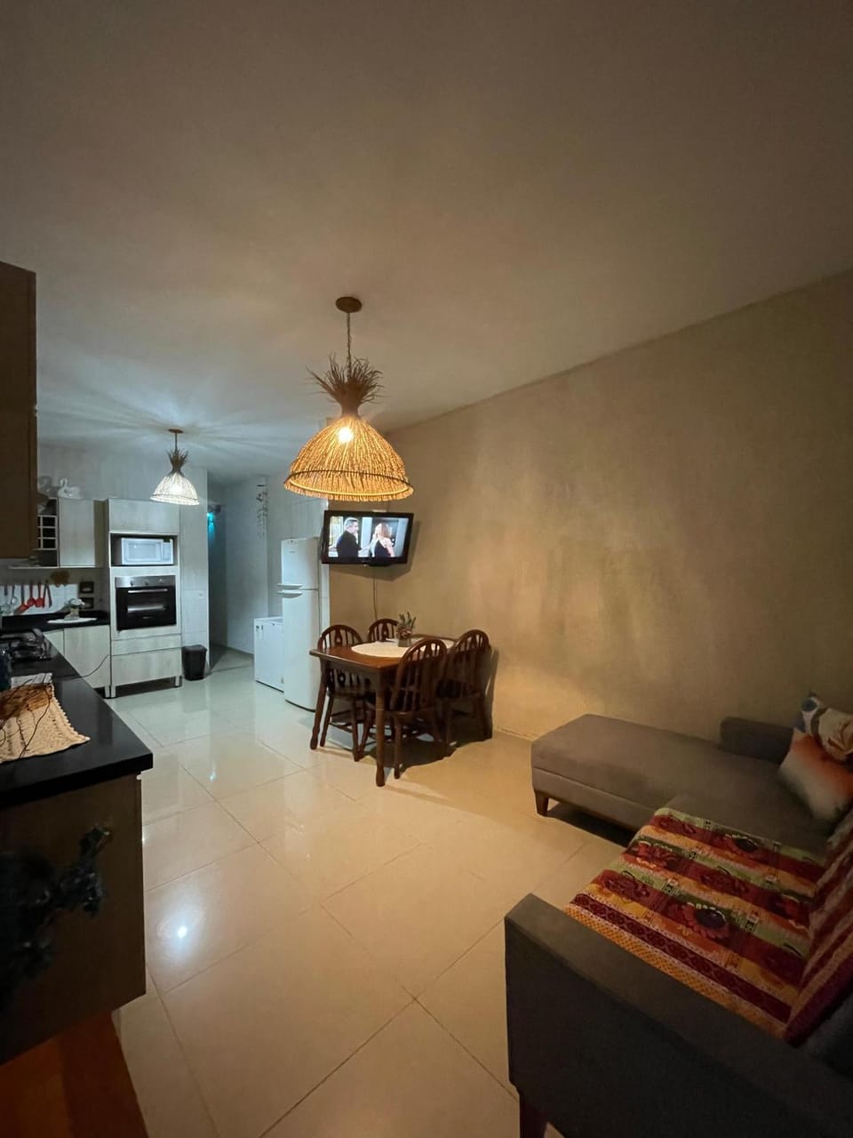 Linda casa em Boracéia com ar House in Bertioga