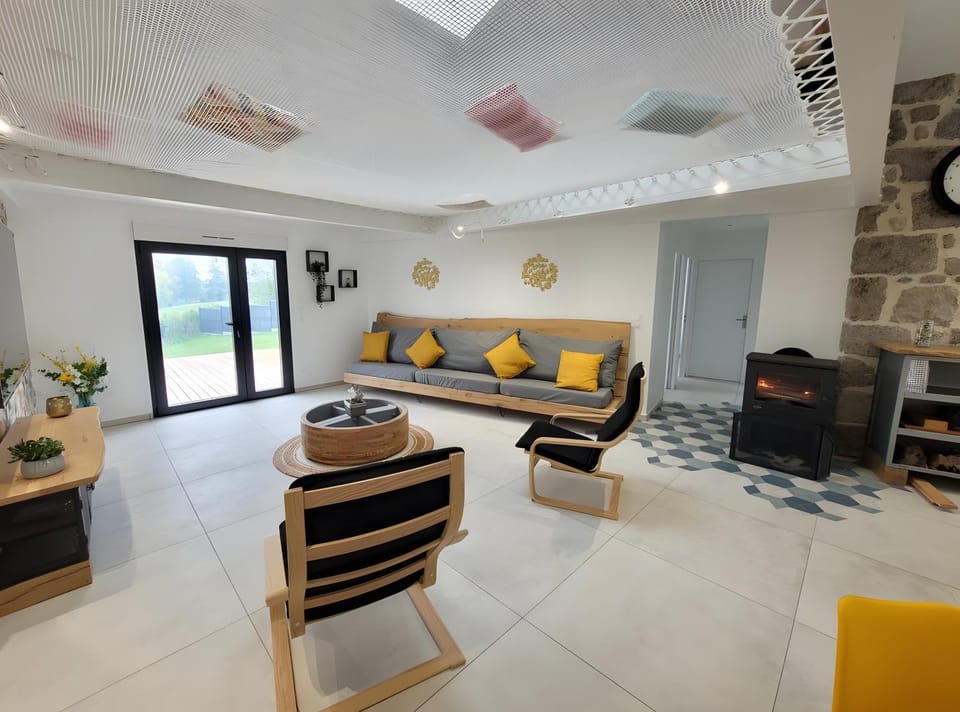 Property building, Living room
