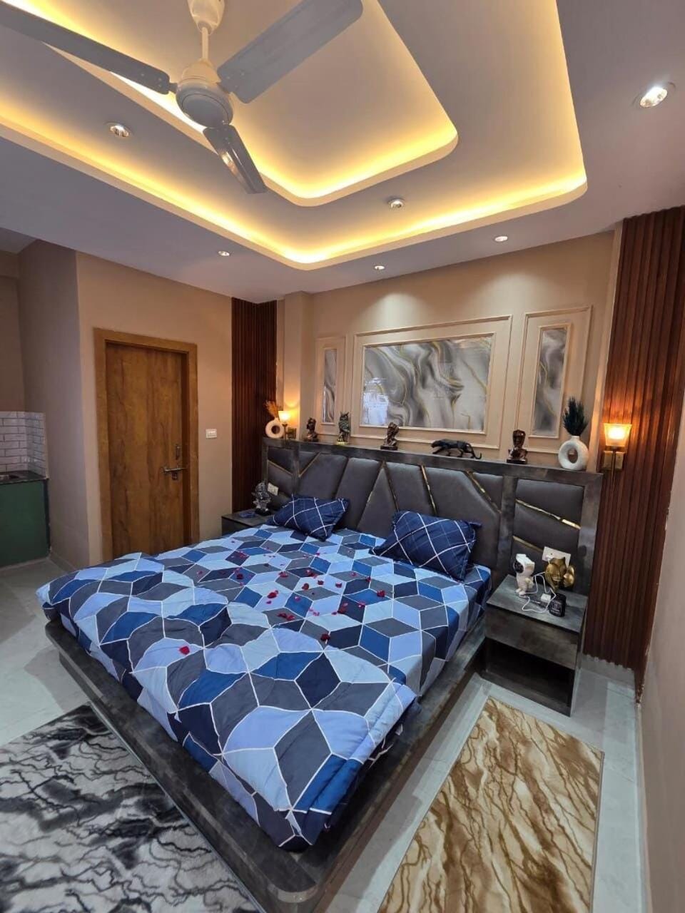 Alpha suite with jacuzzi Apartment in Gurugram
